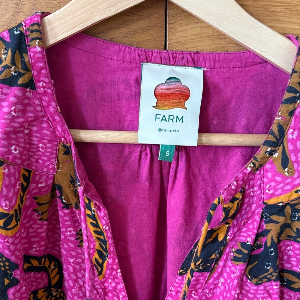 FARM Rio Hot Pink Tropical Animal-Print Tiered Mini Dress - Picture 2 of 10